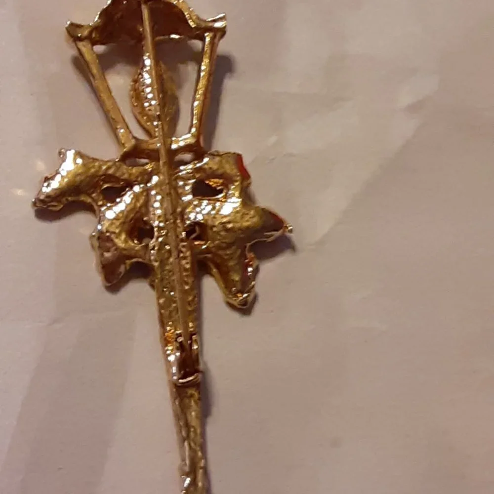 Gold  Streetlamp Brooch